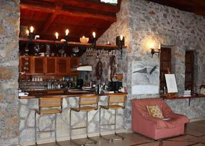 Πανσιόν Villa Gokbel 3*